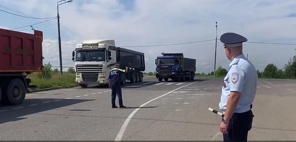 Некоторые возители ездят без тормозов. Фото: пресс-служба ГИБДД