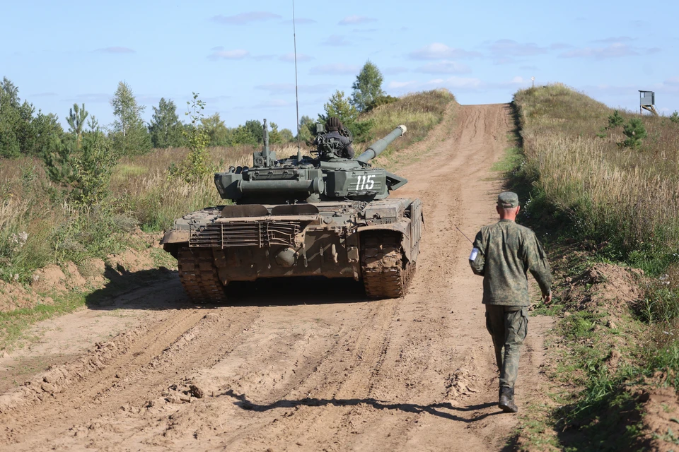 Россия провела полевые испытания беспилотного танка Т-72