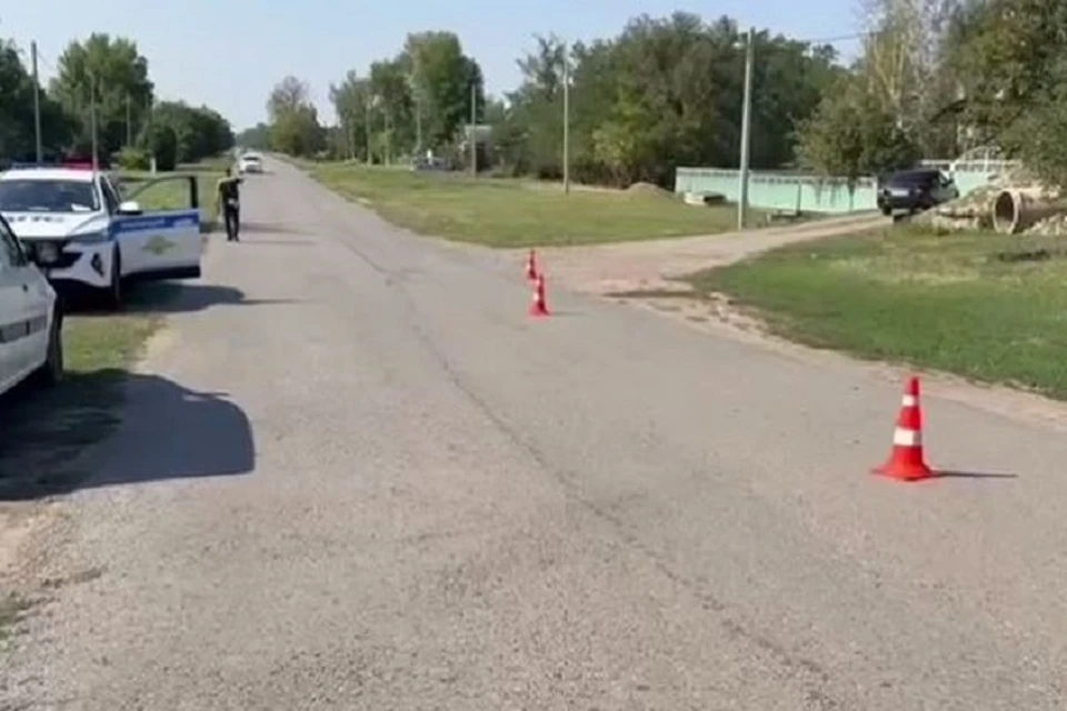 Авария произошла рано утром в одном из донских хуторов. Фото: управление Госавтоинспекции России по Ростовской области
