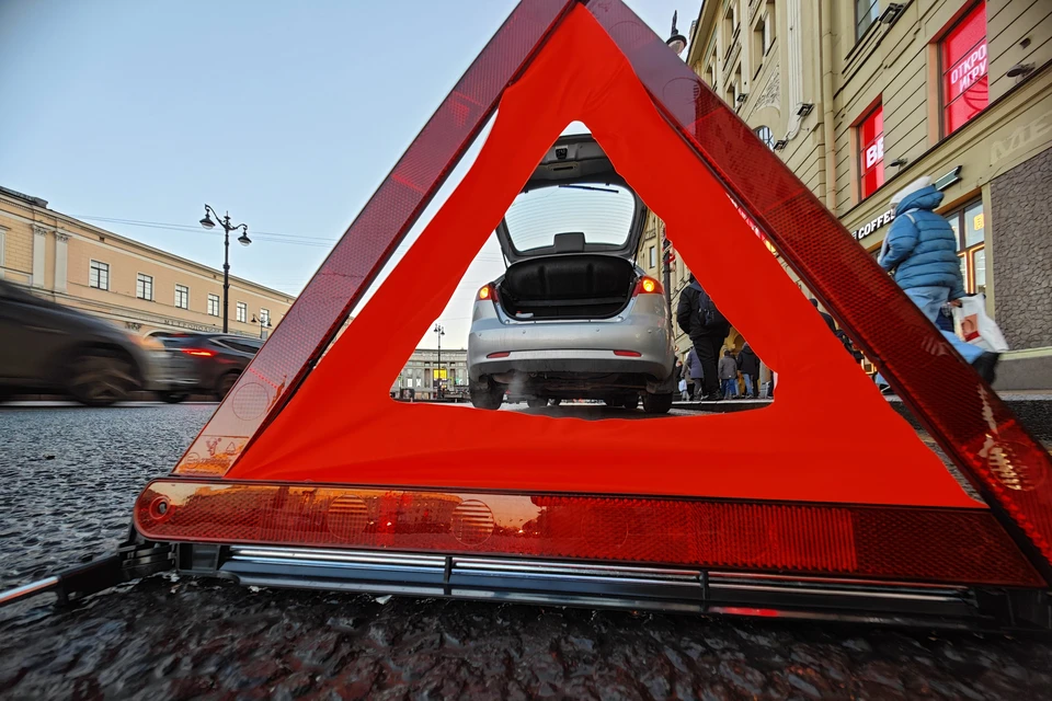 В Ростове-на-Дону полиция расследует ДТП с участием ребенка.