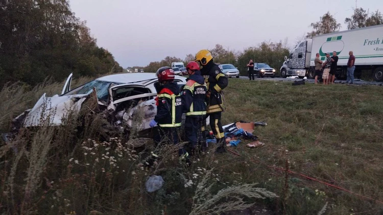 Страшное ДТП в Саратовской области: погибли трое, двое из них - дети