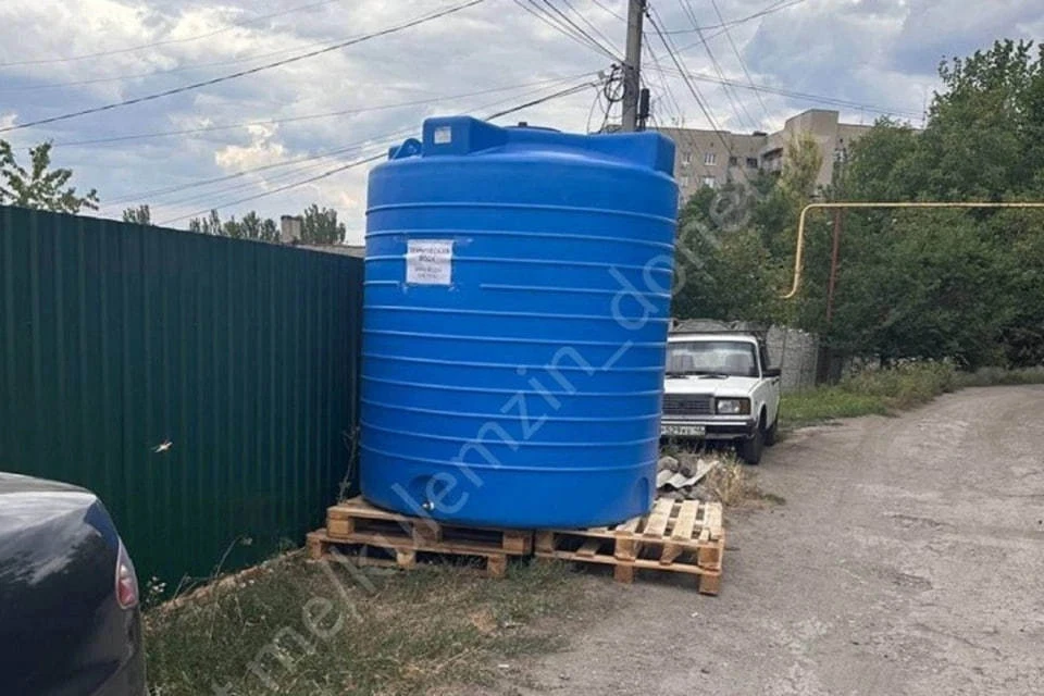 В ДНР на сегодняшний день установили 1030 емкостей для воды. Фото (архив): ТГ/Кулемзин