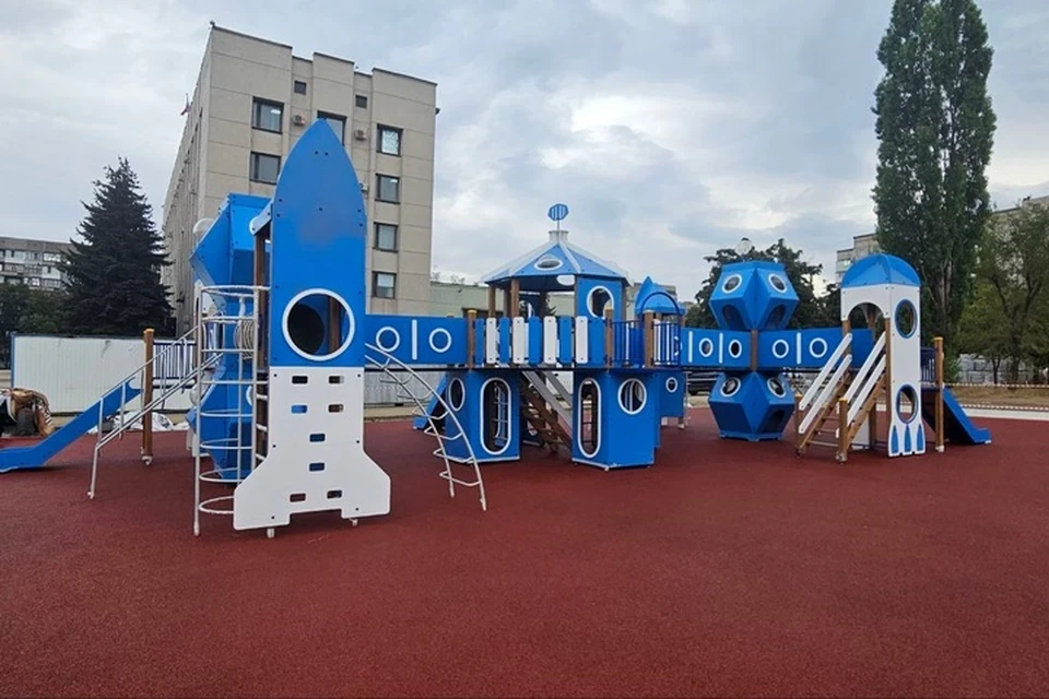 Продолжается реконструкция центра Алчевска. ФОТО: Светлана Гребенькова