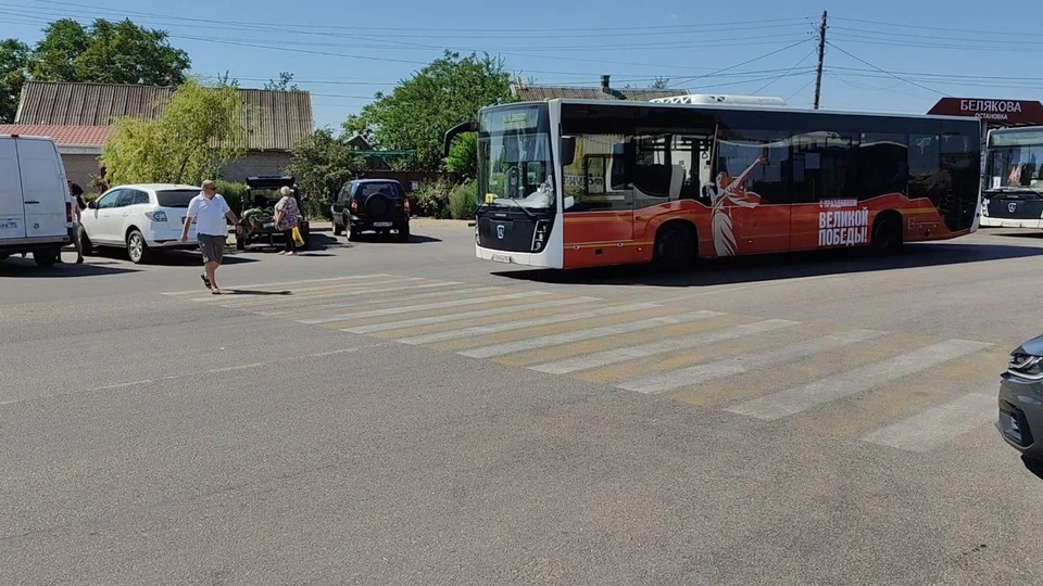 На маршруты выходят большие городские автобусы