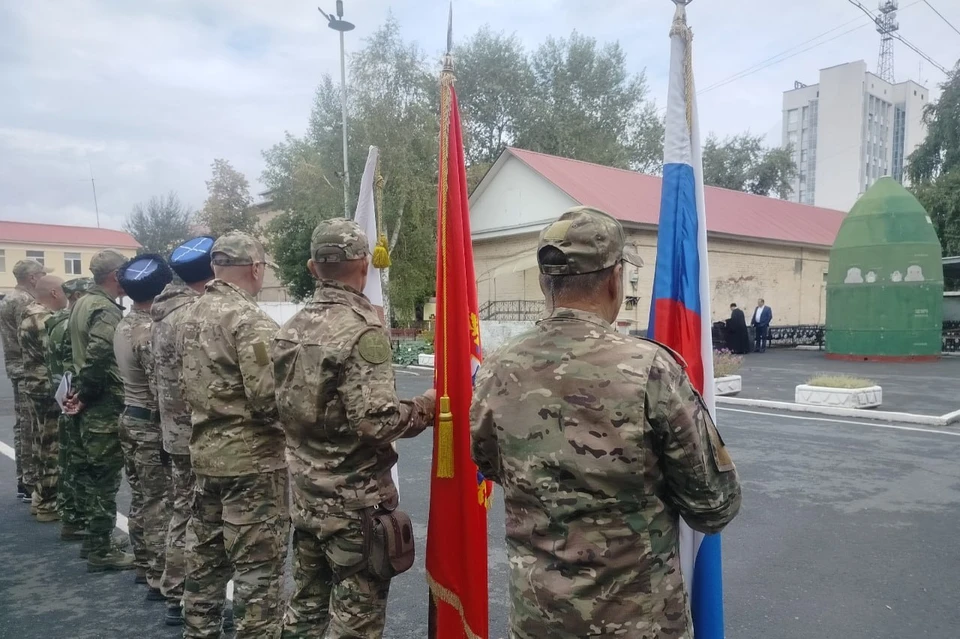 Мужчины заменят бойцов, которые уже отслужили свои полугодовые добровольческие контракты. Фото: первый отдел ОКВ