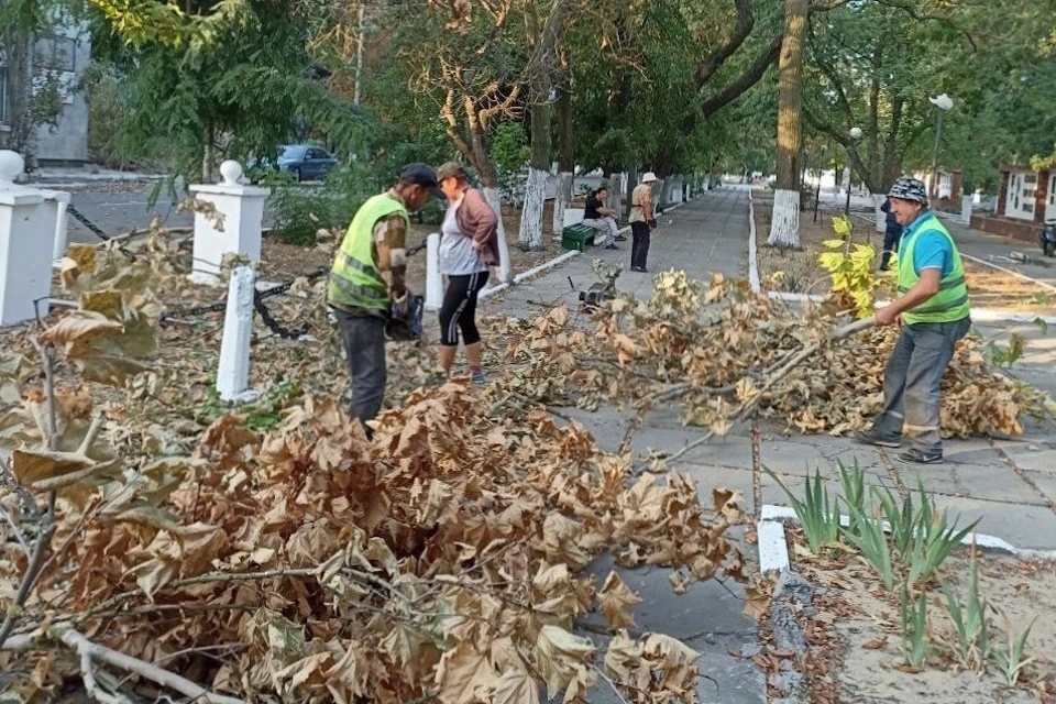 В Голой Пристани ликвидировали последствия обстрелов ВСУ Фото: ТГ-канал Владимира Титаренко