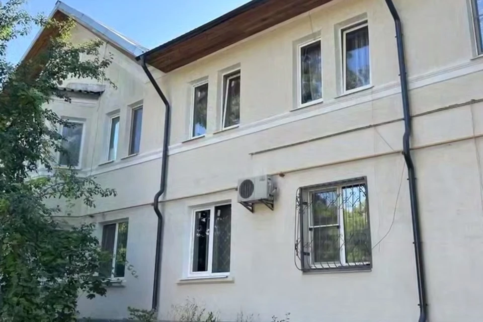 На улице Владимирской в Мариуполе завершается восстановление дома. Фото: РКС-НР