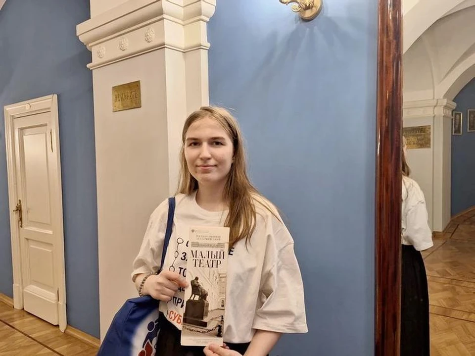 Фаина Савенкова просит спасти детей на Донбассе и на Украине. ФОТО: Личный архив Фаины Савенковой