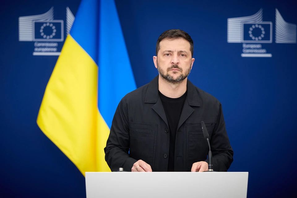 Зеленский надел черный пиджак перед встречей с лидерами Европы