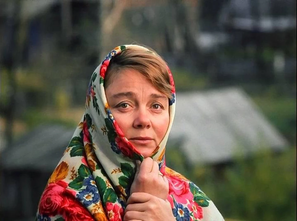 Кадр из фильма «Любовь и голуби» 1984 год реж. Владимир Меньшов