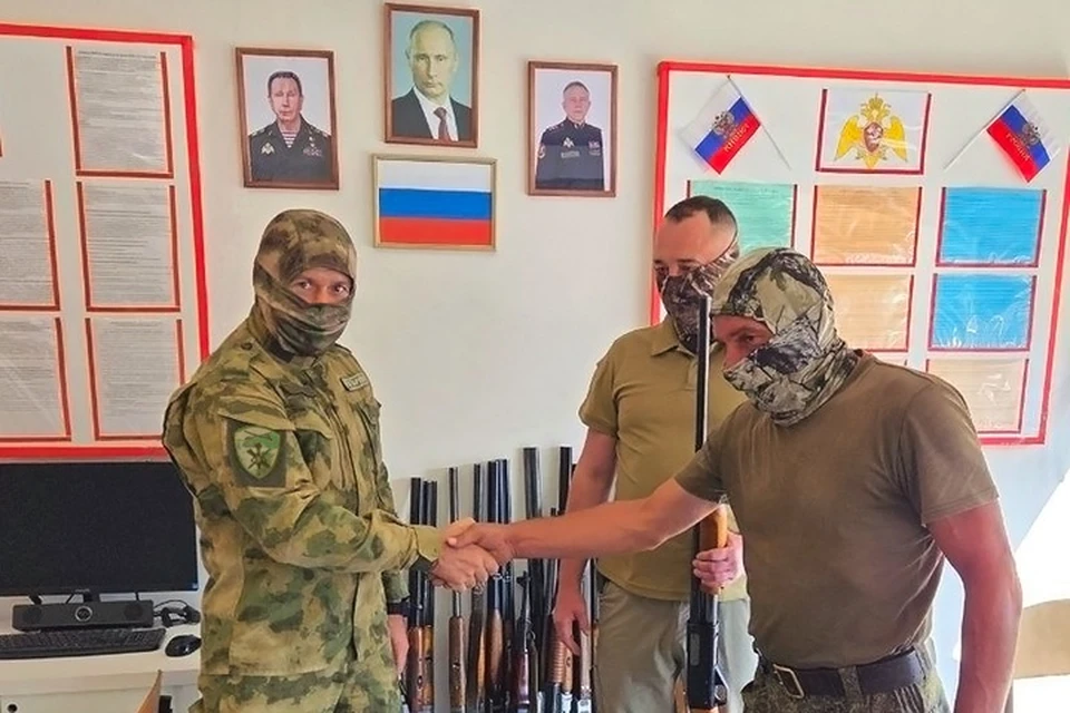 Гражданское оружие собирают в регионе для отправки на передовую СВО. Фото: управление Росгвардии по Запорожской области