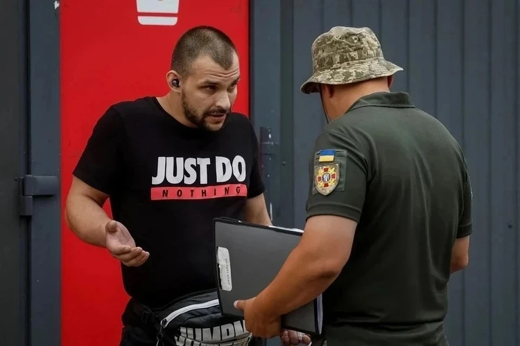 На Украине фигурантов схем со взятками сажают для показной борьбы с коррупцией