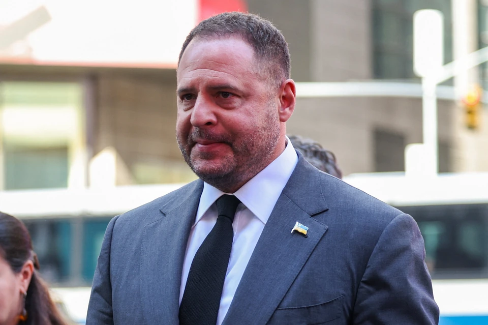 Глава Офиса президента Украины Андрей Ермак в Нью-Йорке провел встречу со спецпредставителем президента США Стивеном Уиткоффом.