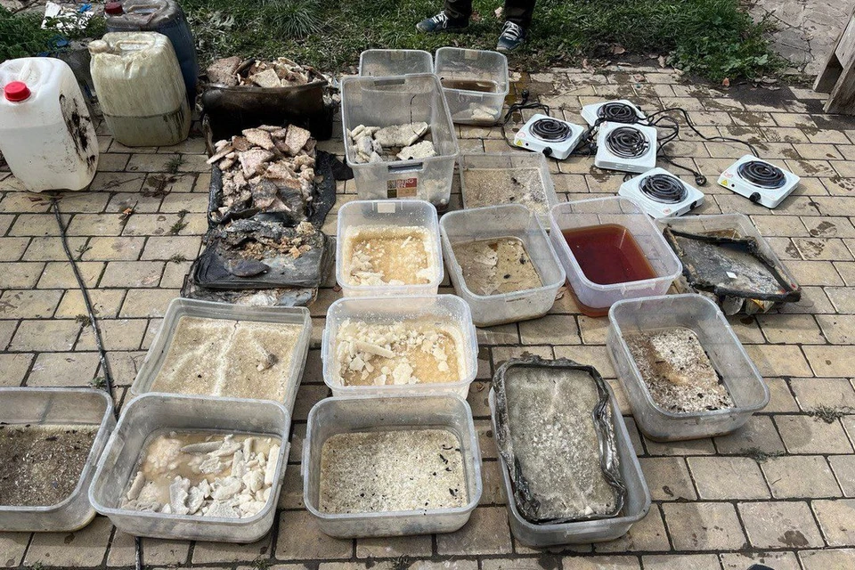 Более 40 кг наркотиков нашли в доме в Новосибирской области. Фото: УФСБ России по Новосибирской области