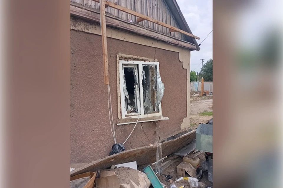 ВСУ с дронов бомбят жилые дома в Алешкинском округе. Фото: тг-канал Руслан Хоменко