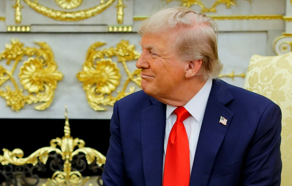 Трамп опубликовал в соцсетях провокационное видео со своим профилем на горе Рамшор