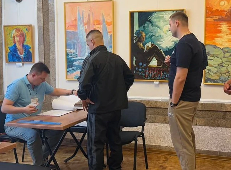 Выборы проходят в спокойной атмосфере. Фото: Севгоризбирком