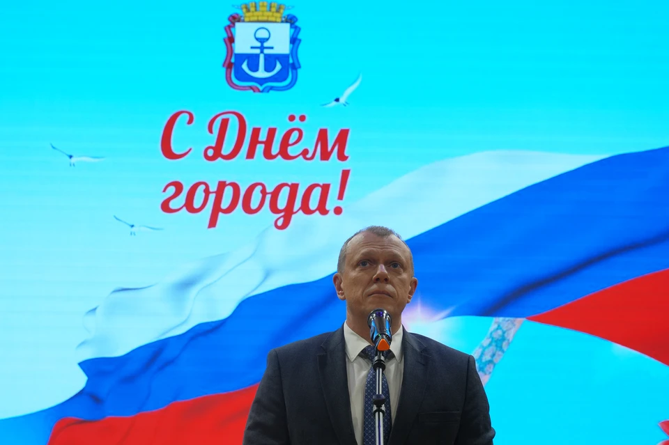 Антон Кольцов поздравляет жителей Мариуполя с Днем города