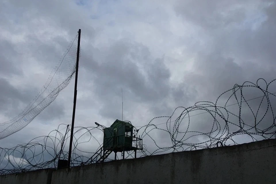 Кроме того, осужденного оштрафовали на 200 тысяч рублей