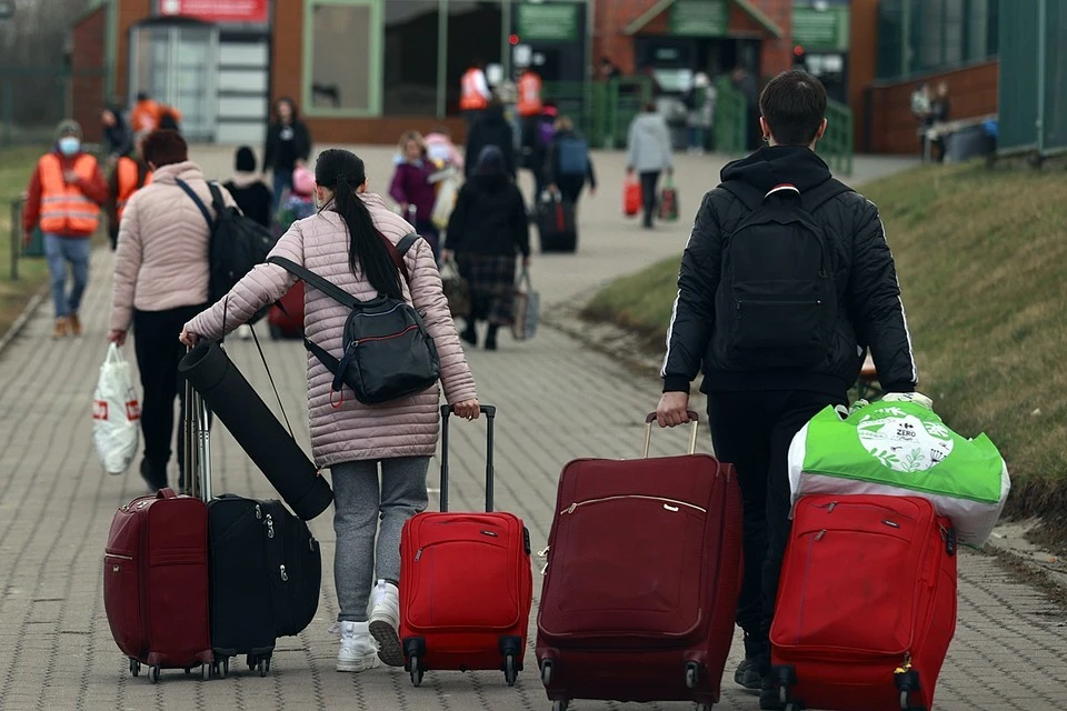 NOS: Нидерланды планируют отказаться выдавать жильё украинским мужчинам-беженцам