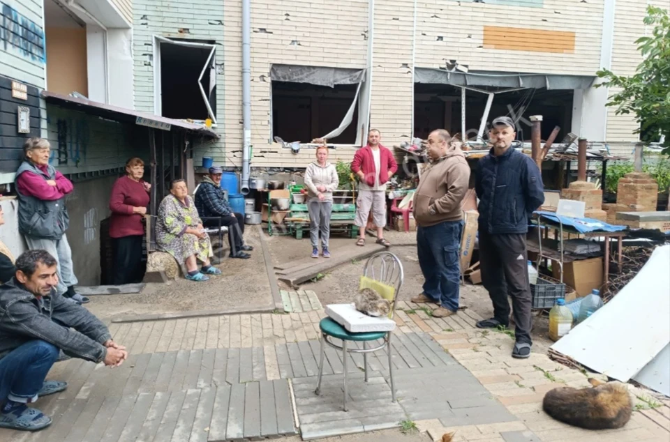 Жители освобожденных территорий получили также разъяснения по выплатам компенсаций и назначению субсидий. Фото: ТГ/Кулемзин