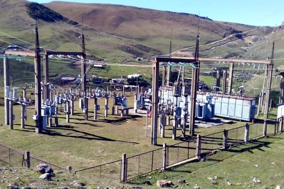 Энергообъект обеспечивает электроэнергией высокогорные села Кичи-Балык и Хасаут, а также Кавказскую горную астрофизическую обсерваторию. Фото: Надежда АЛАКАЕВА