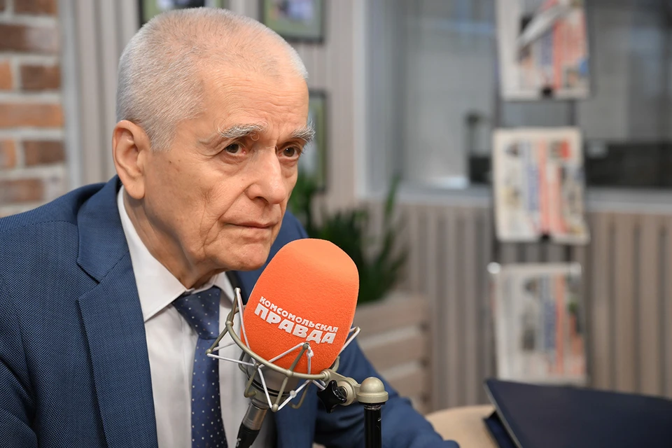 Академик РАН, Герой Труда ДНР, президент Землячества донбассовцев Москвы Геннадий Онищенко