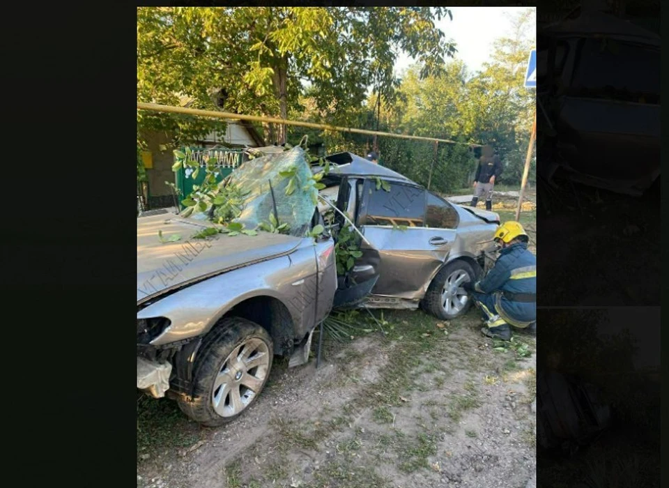 Водитель погиб, а пятеро пассажиров попали в больницу. Фото: МВД Приднестровья