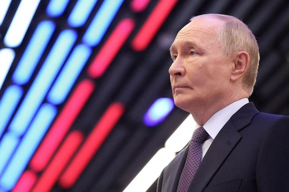 Владимир Путин поздравил президента Абхазии Гунбу с Днем независимости