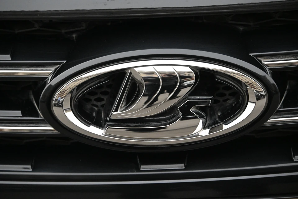 Роспатент в августе принял решение о регистрации товарного знака Lada Ariva для продажи автомобилей в РФ