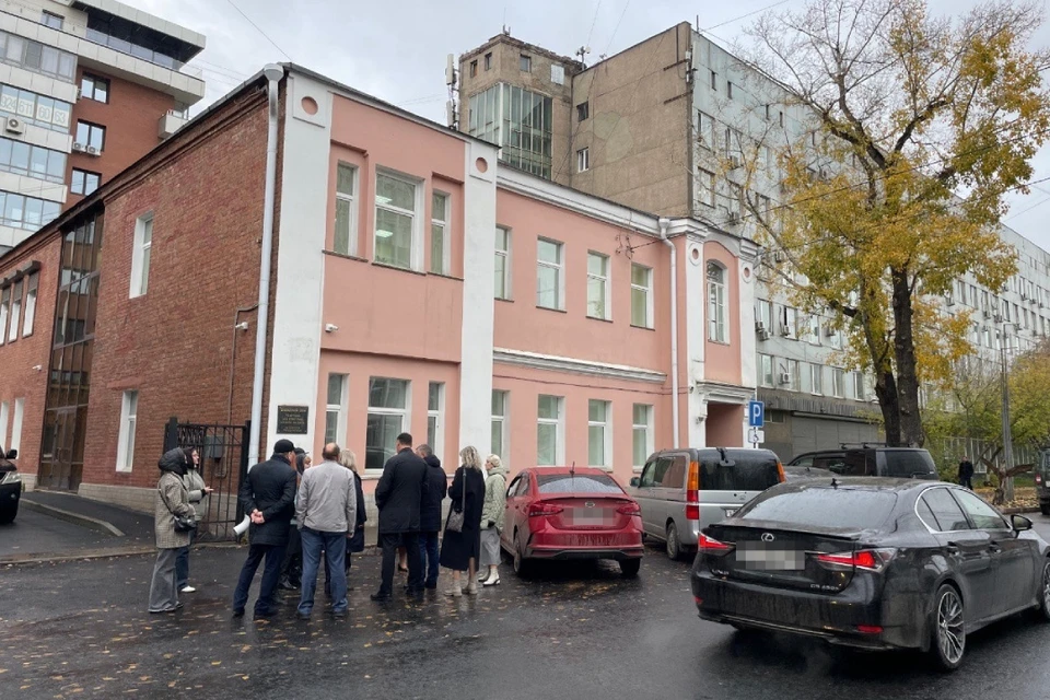 В Иркутске передали здание фонду "Защитники Отечества".