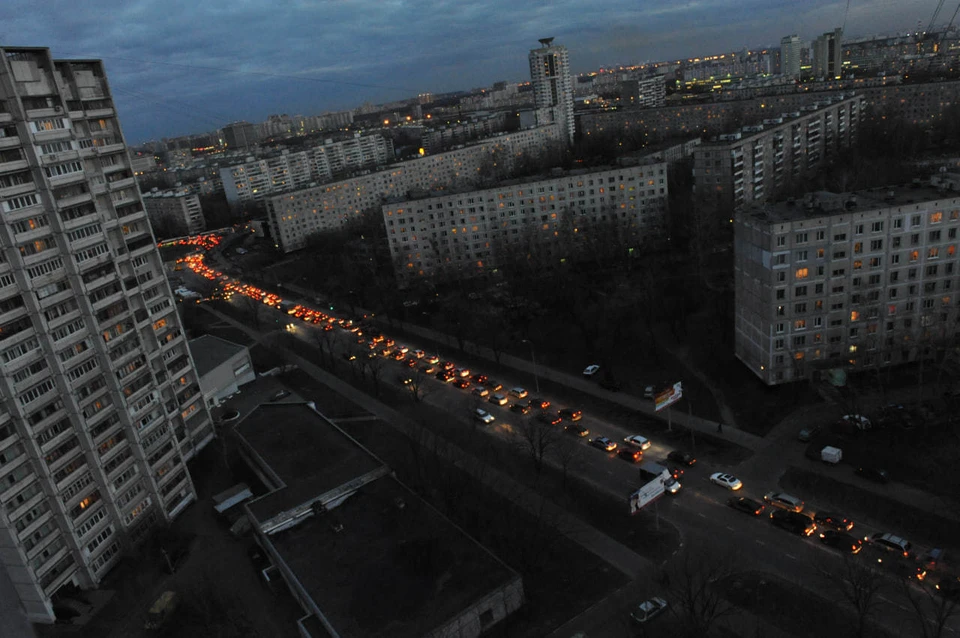 Третьи сутки жители Ставрополя жалуются на огромные пробки на дорогах города