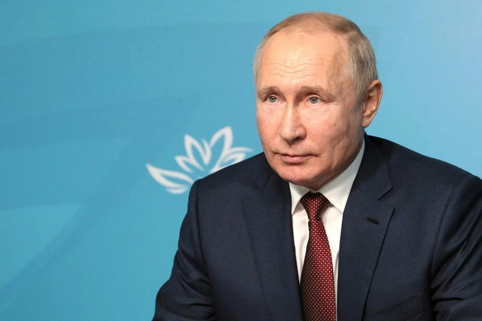 Путин поздравил командование, личный состав и ветеранов с Днём Космических войск