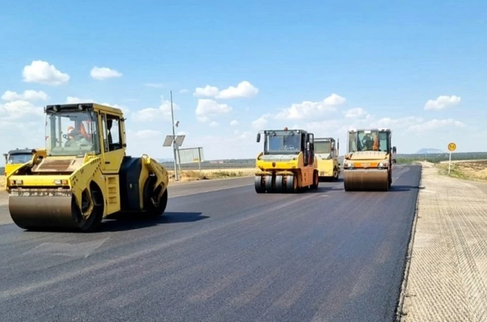 Завершить ремонт дороги планируют до конца года. Фото: миндор СК