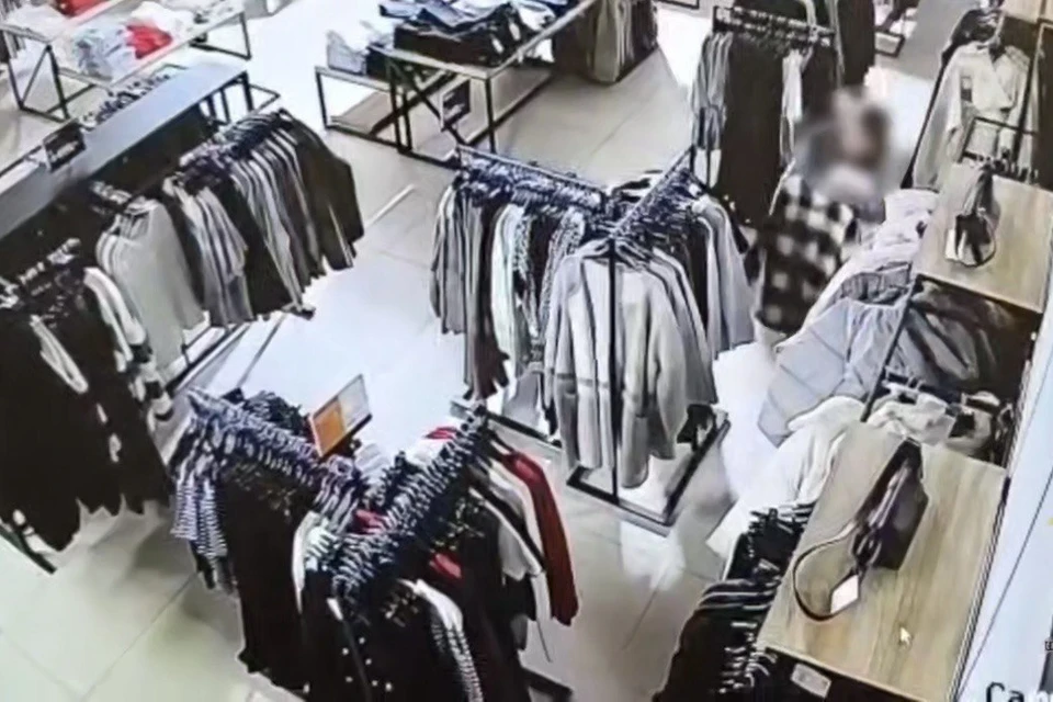 Жителя Иркутска задержали за кражу одежды из торгового центра на 160 тысяч.