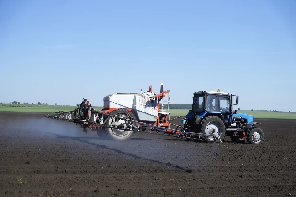 Аграрии Ставрополья утилизируют 17 тонн тары из-под пестицидов