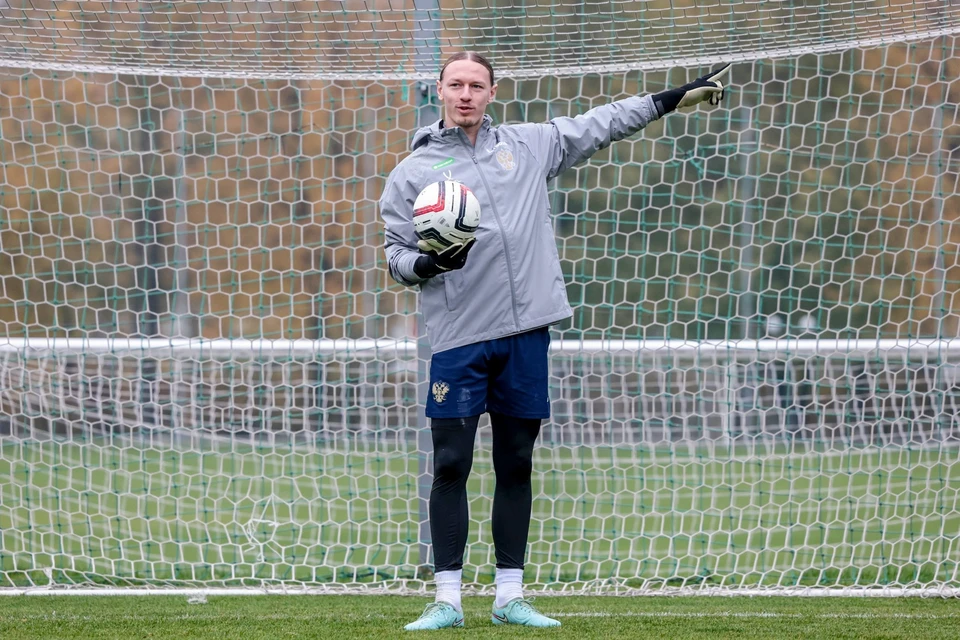 Матвей Сафонов на тренировке сборной России. Фото: соцсети игрока