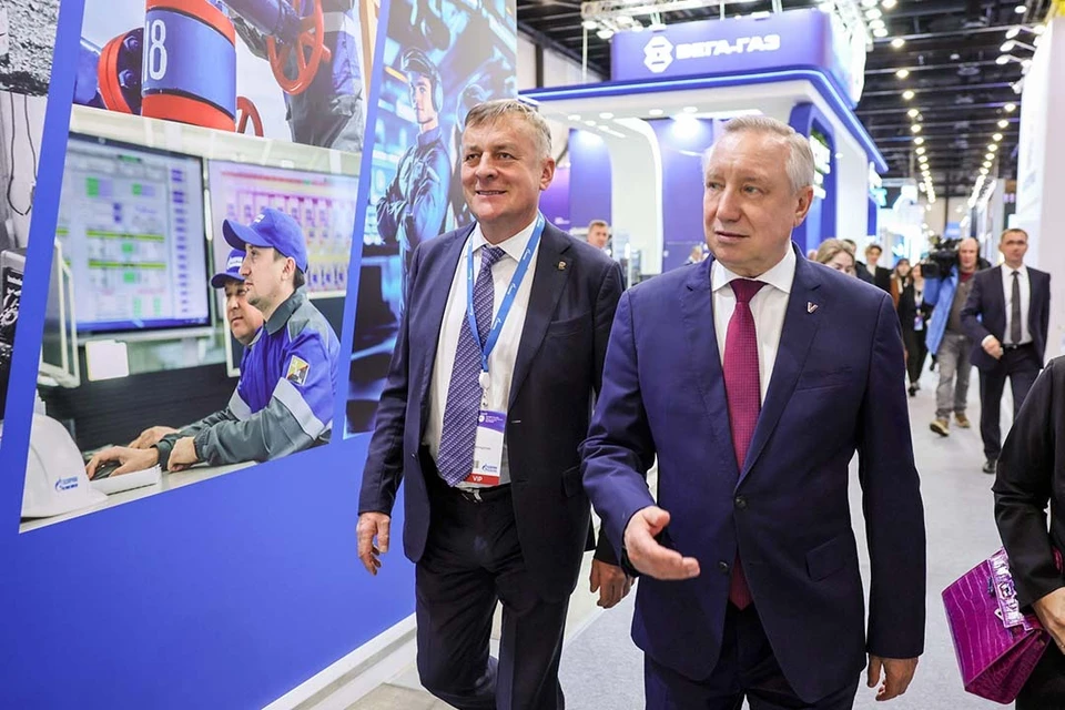 Встреча прошла на полях Петербургского международного газового форума. Фото: Смольный