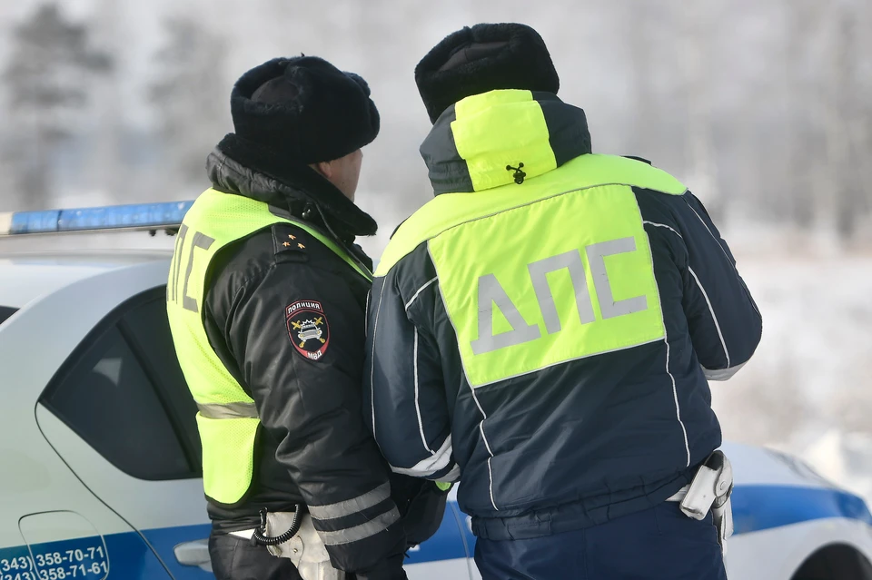 Сотрудники ДПС остановили автомобиль нарушителя 1 марта на улице Мира в Данкове.