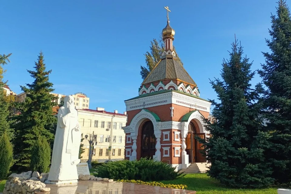 Часовня святителя Алексия на самарской набережной – пятая по счету в городе.