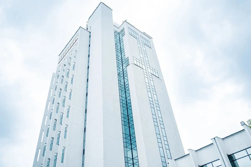 Известный всем севастопольцам "одеколон" стал пристанищем местных айишников.