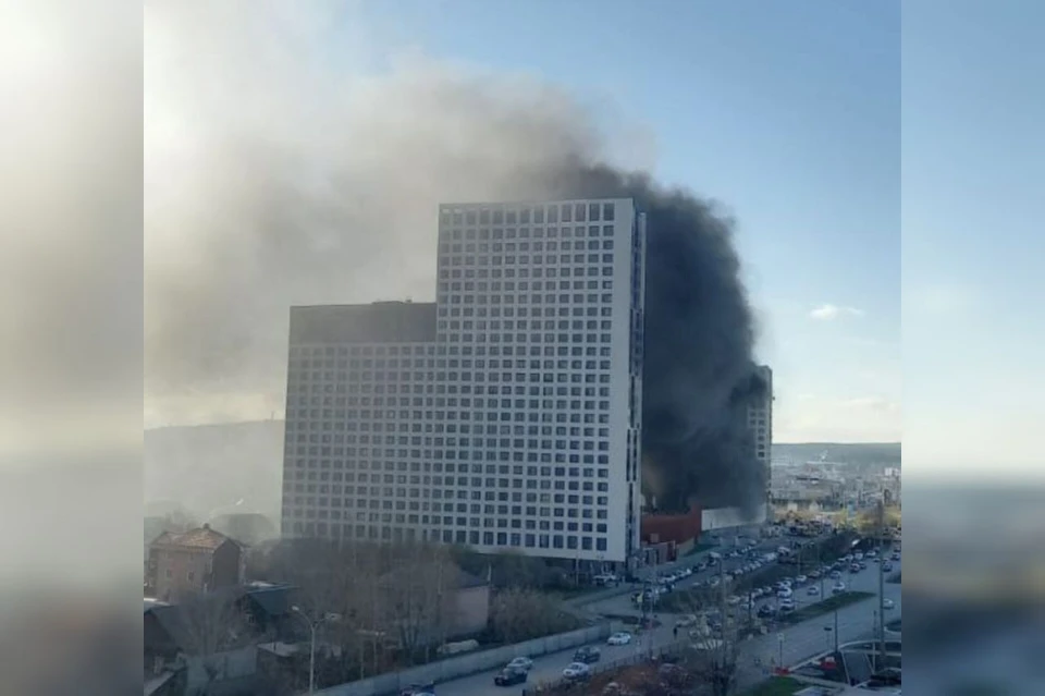 Огонь распространился на площадь в 40 квадратных метров Фото: читатель «КП»
