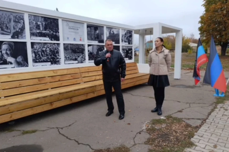 В Иловайске открыли улично-выставочный проект «Театральная площадь». Фото: Администрация Иловайска