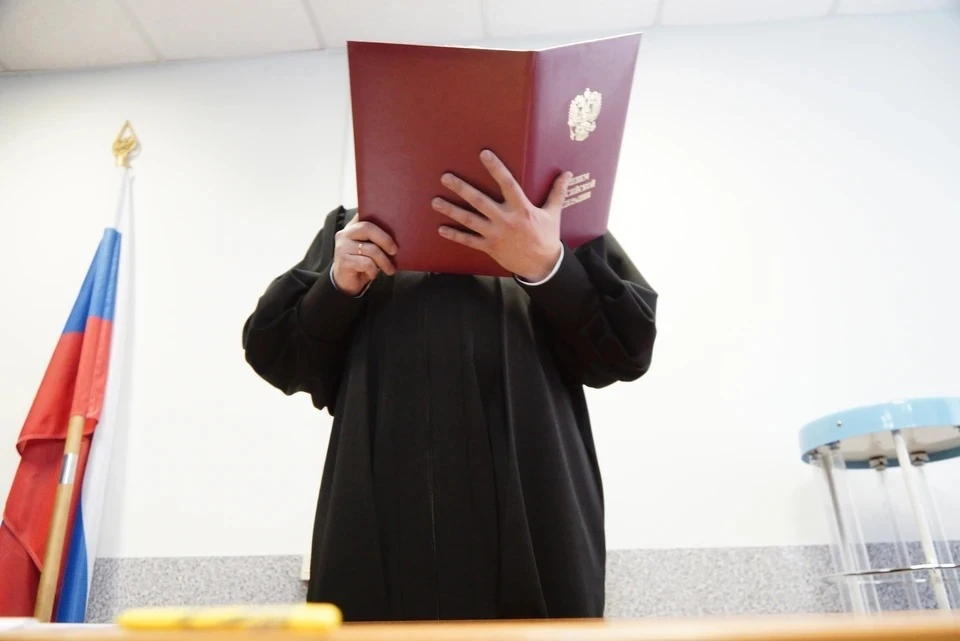 В Ялте женщина ранила мужчину ножом в живот и получила три года условно