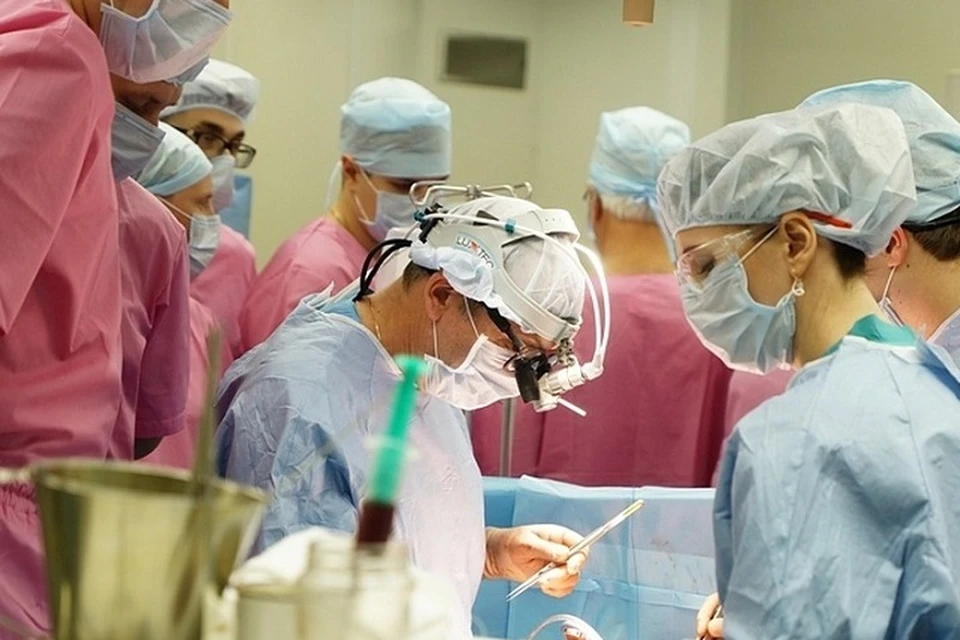 Операция длилась четыре часа.