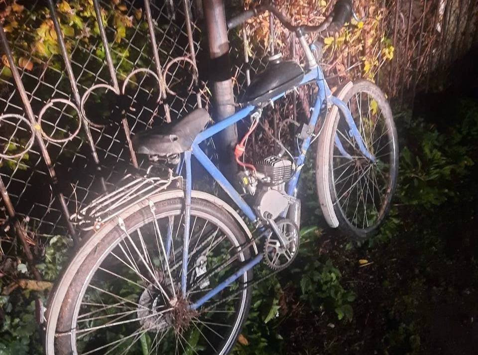 Пенсионер попал в аварию на мотовелосипеде в Сухиничском районе.