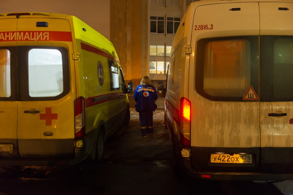 Пострадавшие находятся в реанимации в сознании, дышат самостоятельно.