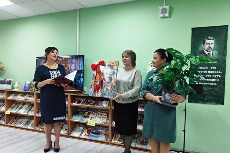 После капитального ремонта в Ильичевском районе Мариуполя открыли библиотеку. Фото: Администрация Мариуполя