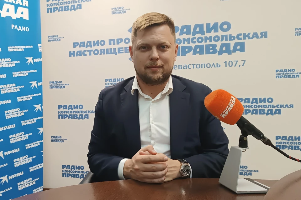 Сергей Захаров