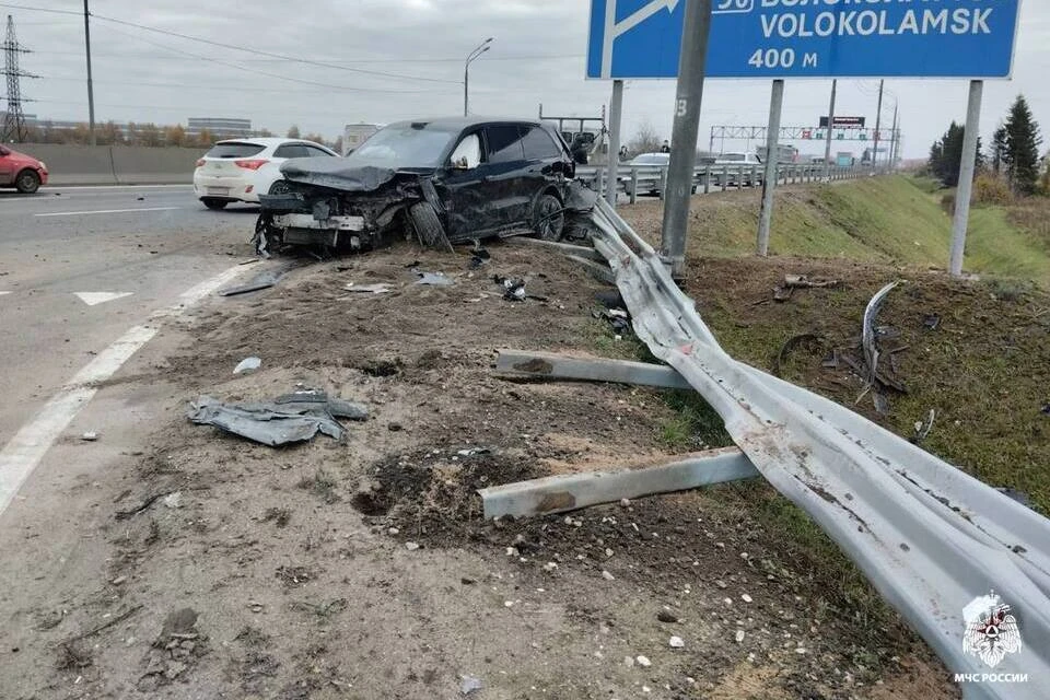Место ДТП. Фото: МЧС Тверской области.